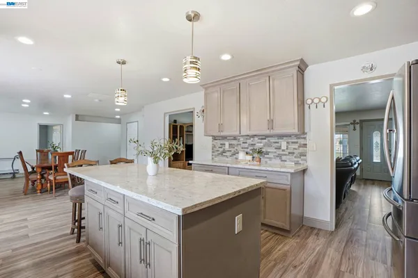 $1,425,000 | 11378 Mountain View Road, Tracy, CA 95376