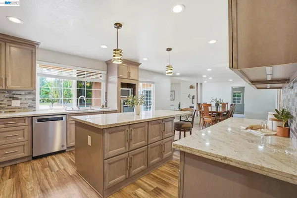 $1,425,000 | 11378 Mountain View Road, Tracy, CA 95376