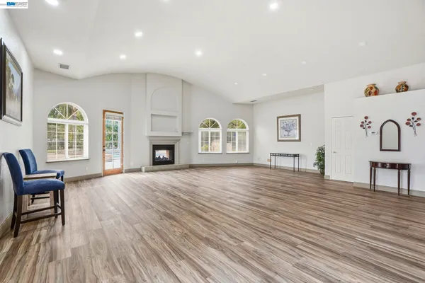 $1,425,000 | 11378 Mountain View Road, Tracy, CA 95376