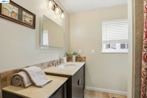 $1,425,000 | 11378 Mountain View Road, Tracy, CA 95376