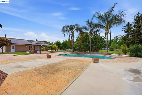 $1,425,000 | 11378 Mountain View Road, Tracy, CA 95376