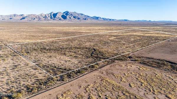 $165,000 | 3493 West Agua Blanca Road, Unit 3, Elfrida, AZ 85610