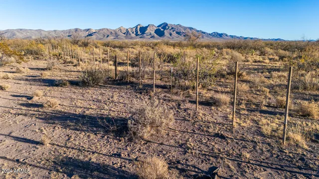 $165,000 | 3493 West Agua Blanca Road, Unit 3, Elfrida, AZ 85610