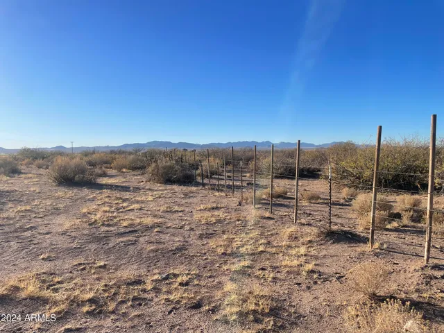 $165,000 | 3493 West Agua Blanca Road, Unit 3, Elfrida, AZ 85610
