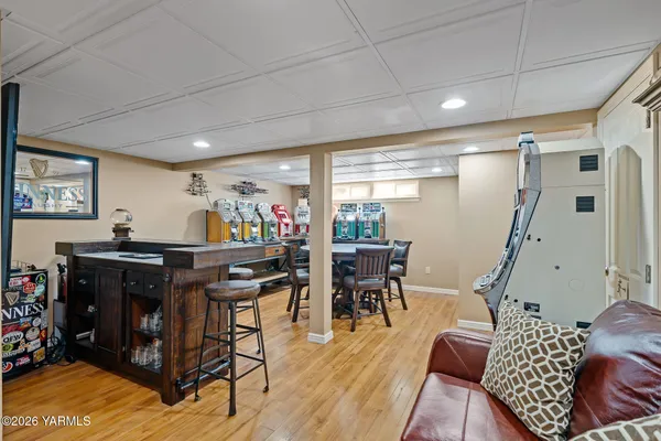$639,900 | 2908 Summitview Avenue, Yakima, WA 98902