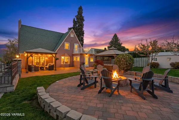 $639,900 | 2908 Summitview Avenue, Yakima, WA 98902