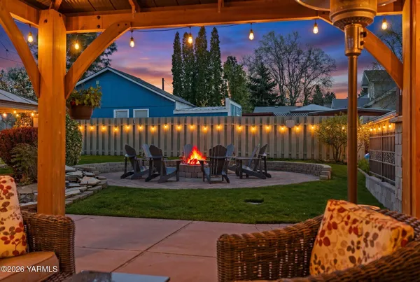 $639,900 | 2908 Summitview Avenue, Yakima, WA 98902