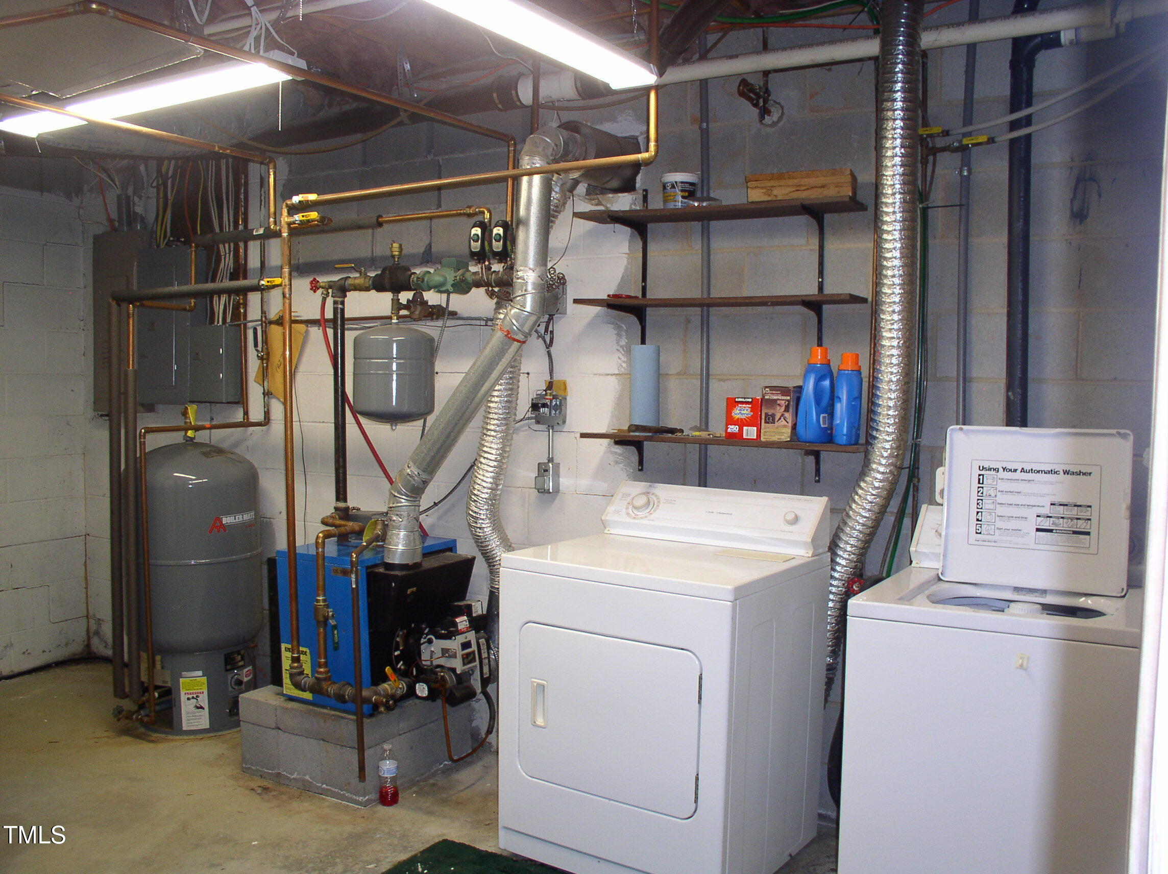 105 Lake Road Henderson, NC 27537 - Photo 39 of 51 Laundry Area - basement