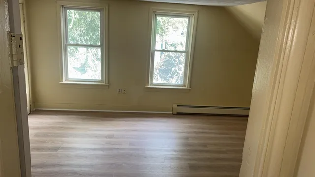 $2,000 | 24 Newbury Street, Unit 2, Worcester, MA 01609