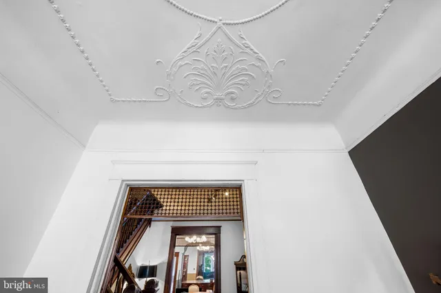 $2,700 | 3314 Auchentoroly Terrace, Baltimore, MD 21217