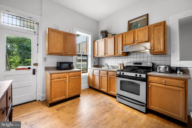 $2,700 | 3314 Auchentoroly Terrace, Baltimore, MD 21217