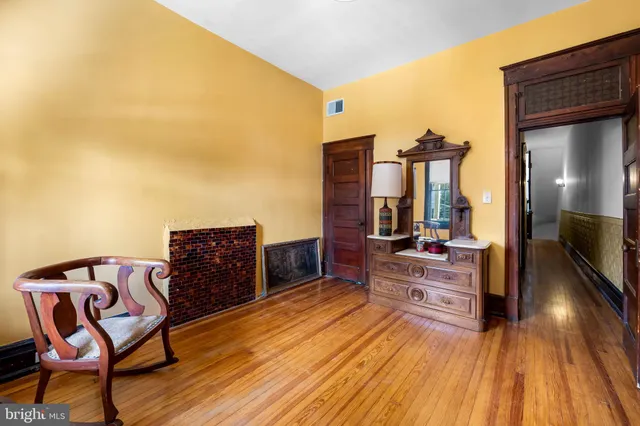 $2,700 | 3314 Auchentoroly Terrace, Baltimore, MD 21217