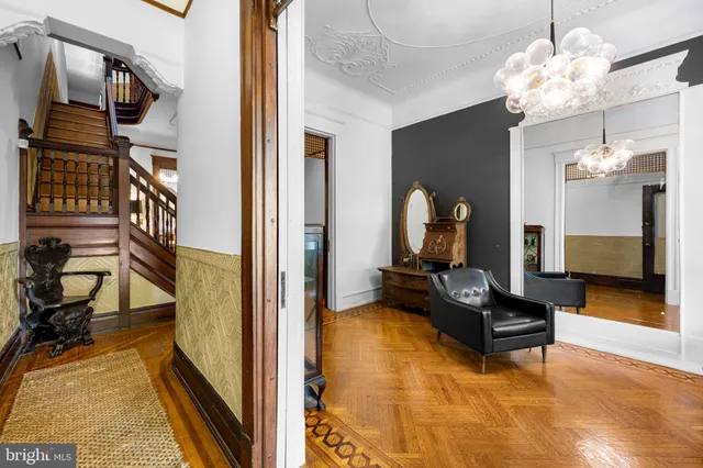 $2,700 | 3314 Auchentoroly Terrace, Baltimore, MD 21217