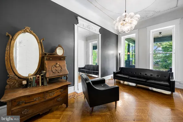 $2,700 | 3314 Auchentoroly Terrace, Baltimore, MD 21217