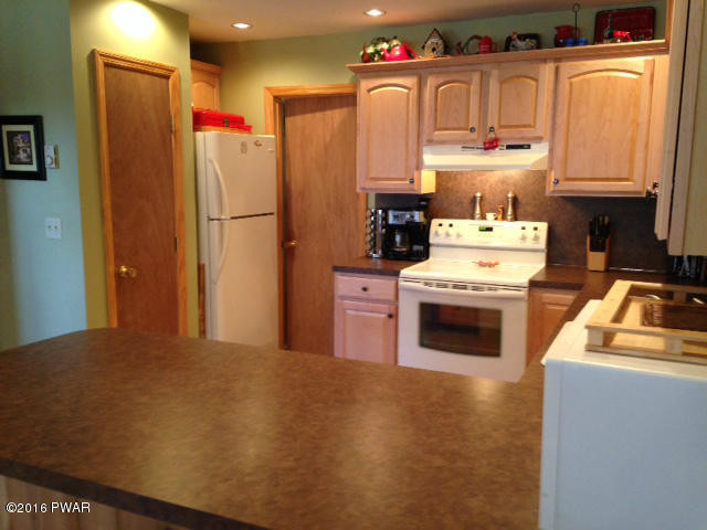 1043 Boat House Road Lake Ariel, PA 18436 - Photo 18 of 52