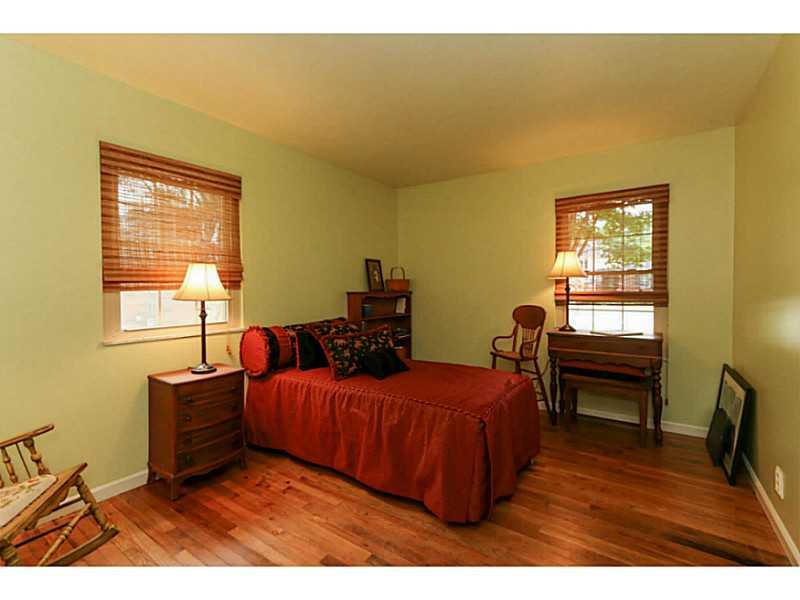 8114 Lieber Road Indianapolis, IN 46260 - Photo 14 of 21 Gallery Image 14
