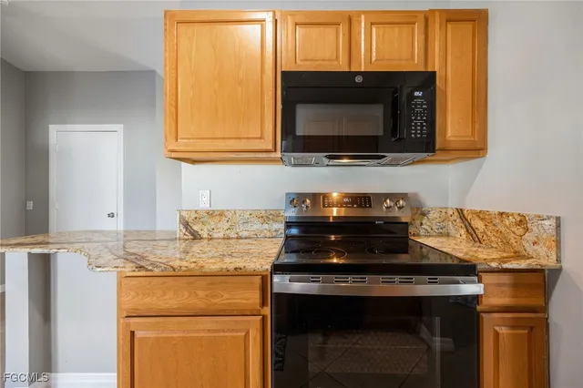 $339,900 | 1091 Lovely Lane, North Fort Myers, FL 33903