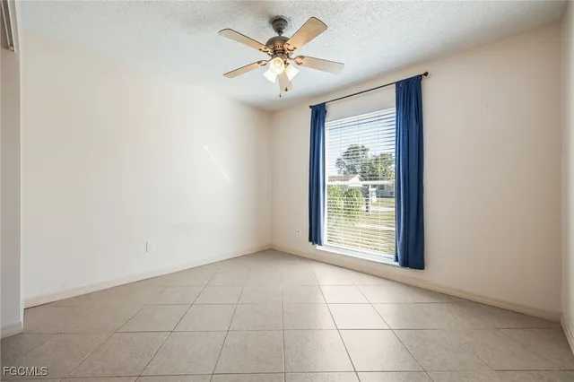 $339,900 | 1091 Lovely Lane, North Fort Myers, FL 33903