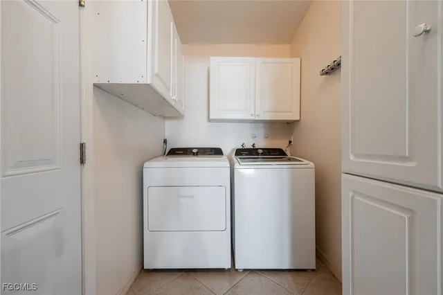 $339,900 | 1091 Lovely Lane, North Fort Myers, FL 33903