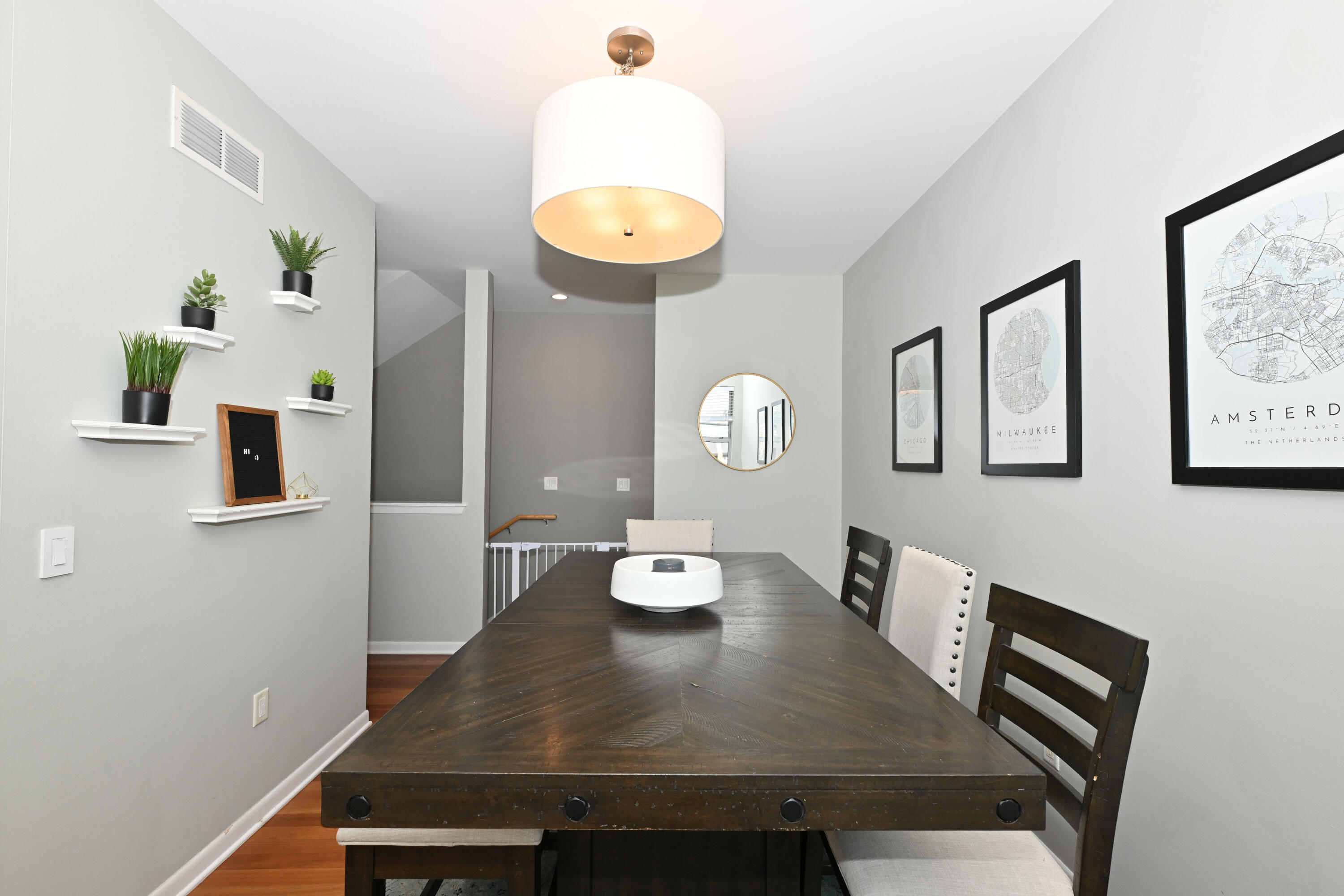 2136 North Commerce Street Milwaukee, WI 53212 - Photo 6 of 31 Dining Room - 2
