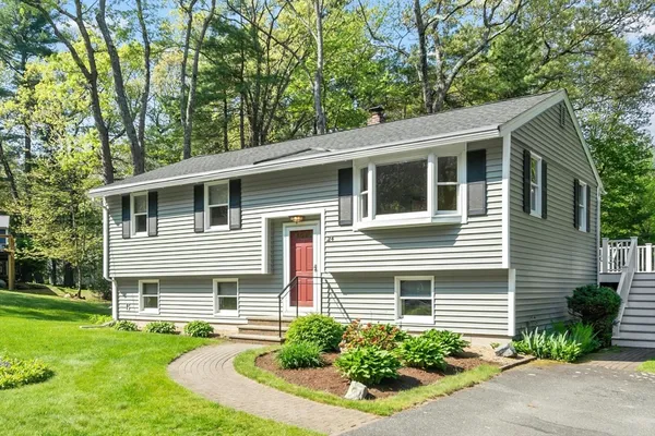 $627,500 | 24 Meadowview Road, Georgetown, MA 01833