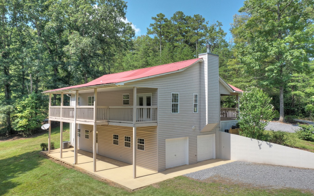 450 Deep Cove Road Blue Ridge, GA 30513 - Photo 1 of 4 Main View