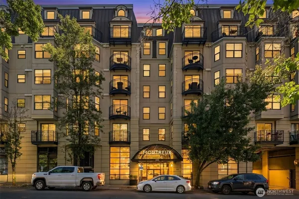 $2,350 | 425 Vine Street, Unit 706, Seattle, WA 98121