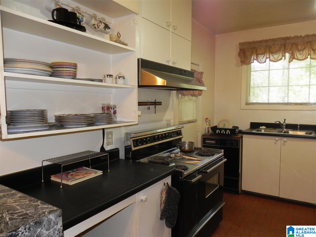 1720 Henry Road Anniston, AL 36207 - Photo 4 of 15