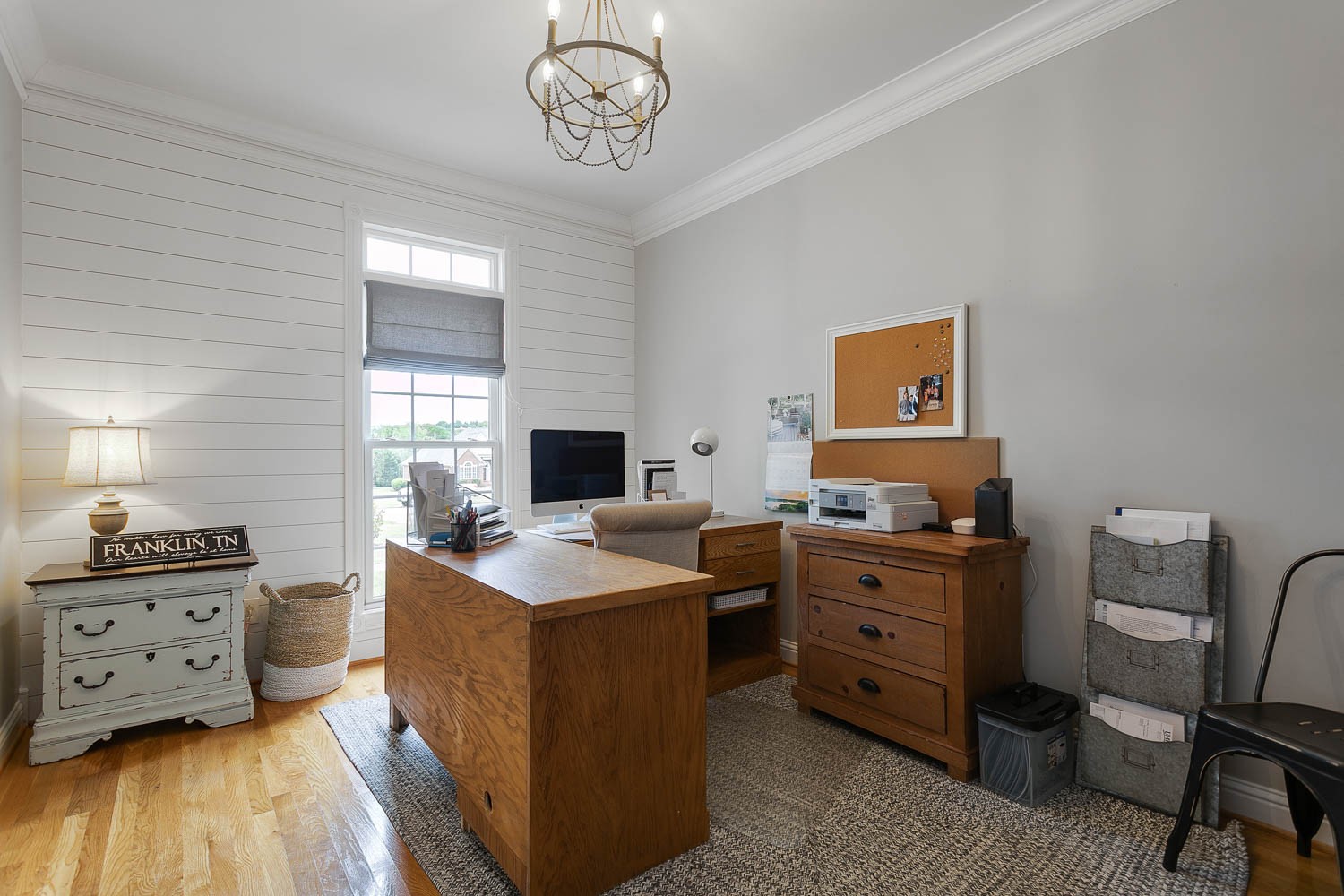 1479 Ridley Drive Franklin, TN 37064 - Photo 18 of 40 a kitchen that has a lot of cabinets in it