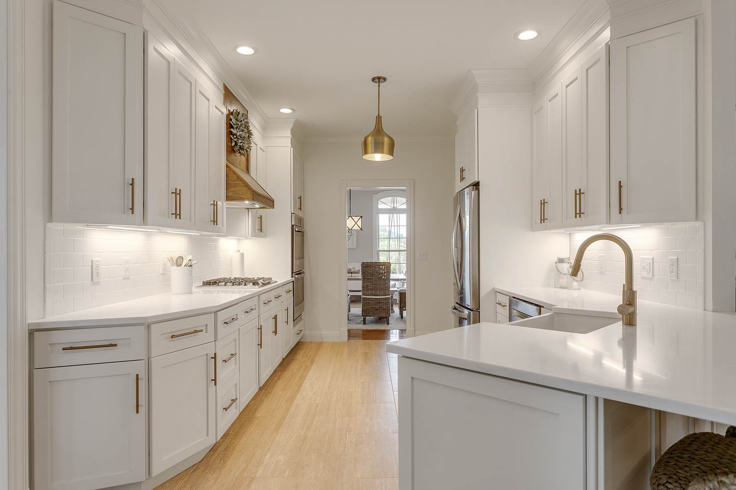 1479 Ridley Drive Franklin, TN 37064 - Photo 10 of 40 a large kitchen with stainless steel appliances lots of counter space and a sink