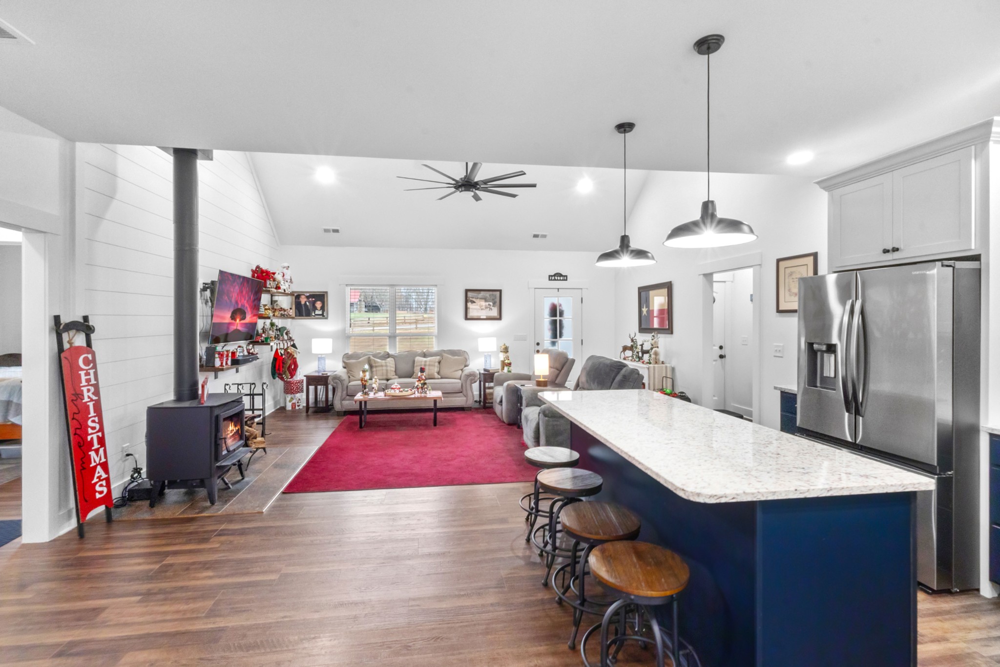 249 Claypool Road Bethpage, TN 37022 - Photo 13 of 53 a view of kitchen and dining area with furniture