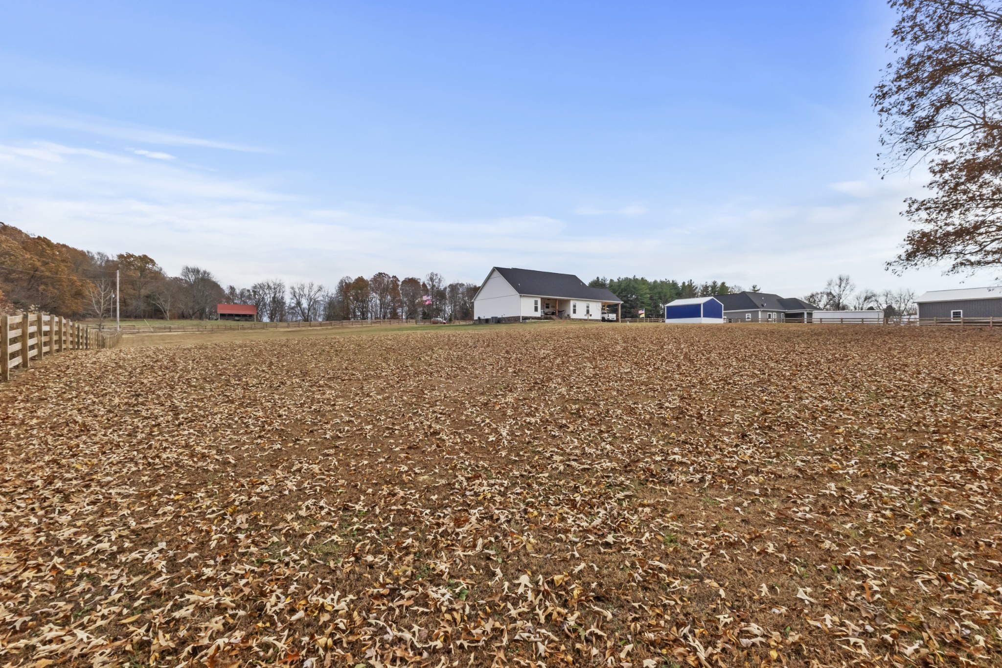 249 Claypool Road Bethpage, TN 37022 - Photo 42 of 53 a view of lake and mountain