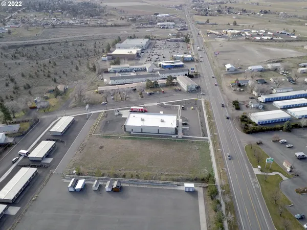 $299,000 | 504 Southwest Us Highway, Madras, OR 97741