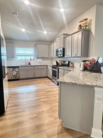 $2,800 | 13317 Silver Egret Lane, Texas City, TX 77568