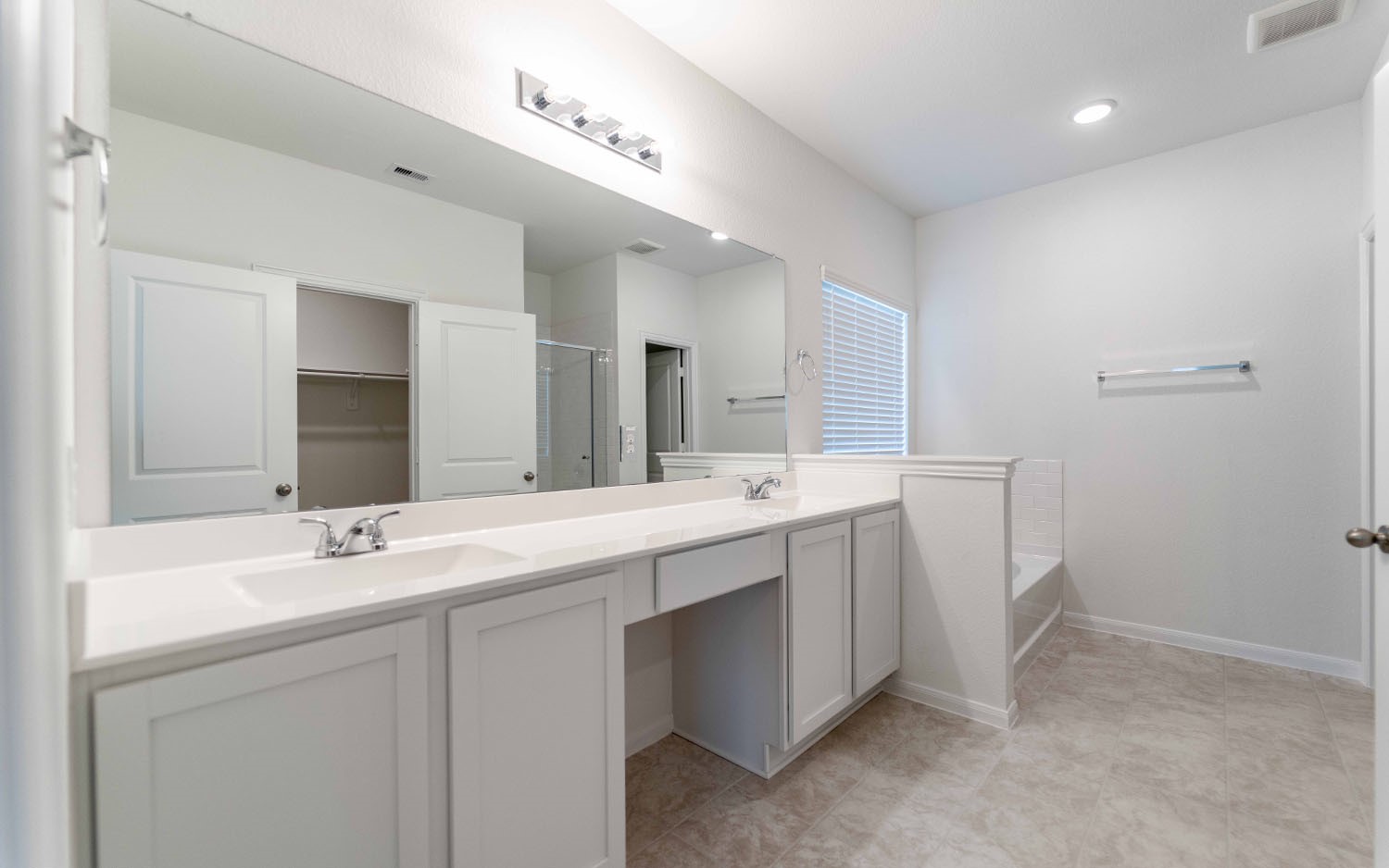 428 Monarch Trail Huntsville, TX 77340 - Photo 11 of 16 a bathroom with a sink and a mirror