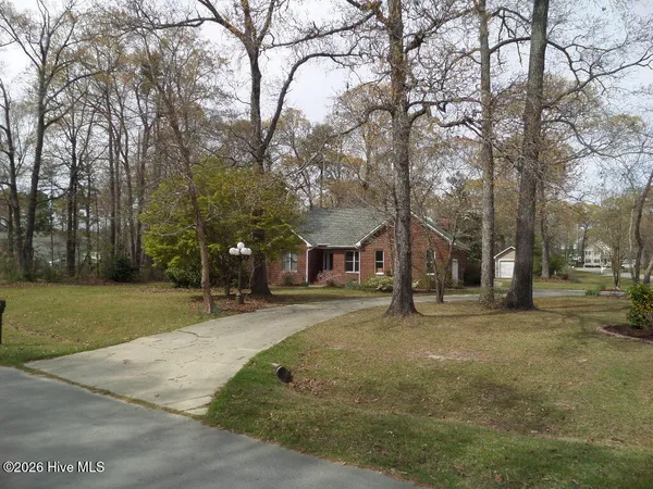 $440,000 | 100 Pheasant Drive, New Bern, NC 28562