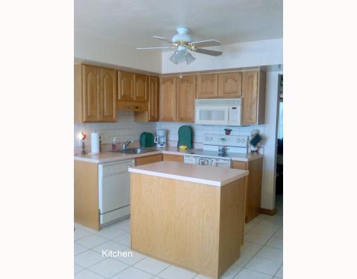 288 Holyoke Road Butler, PA 16001 - Photo 15 of 17 Kitchen.