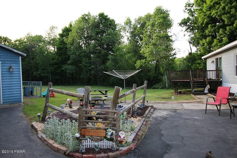 109 Parry Road Moscow, PA 18444 - Photo 41 of 48 Summer Patio