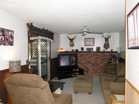 6124 East Dodge Road Mount Morris, MI 48458 - Photo 2 of 18 20377260-1.JPG