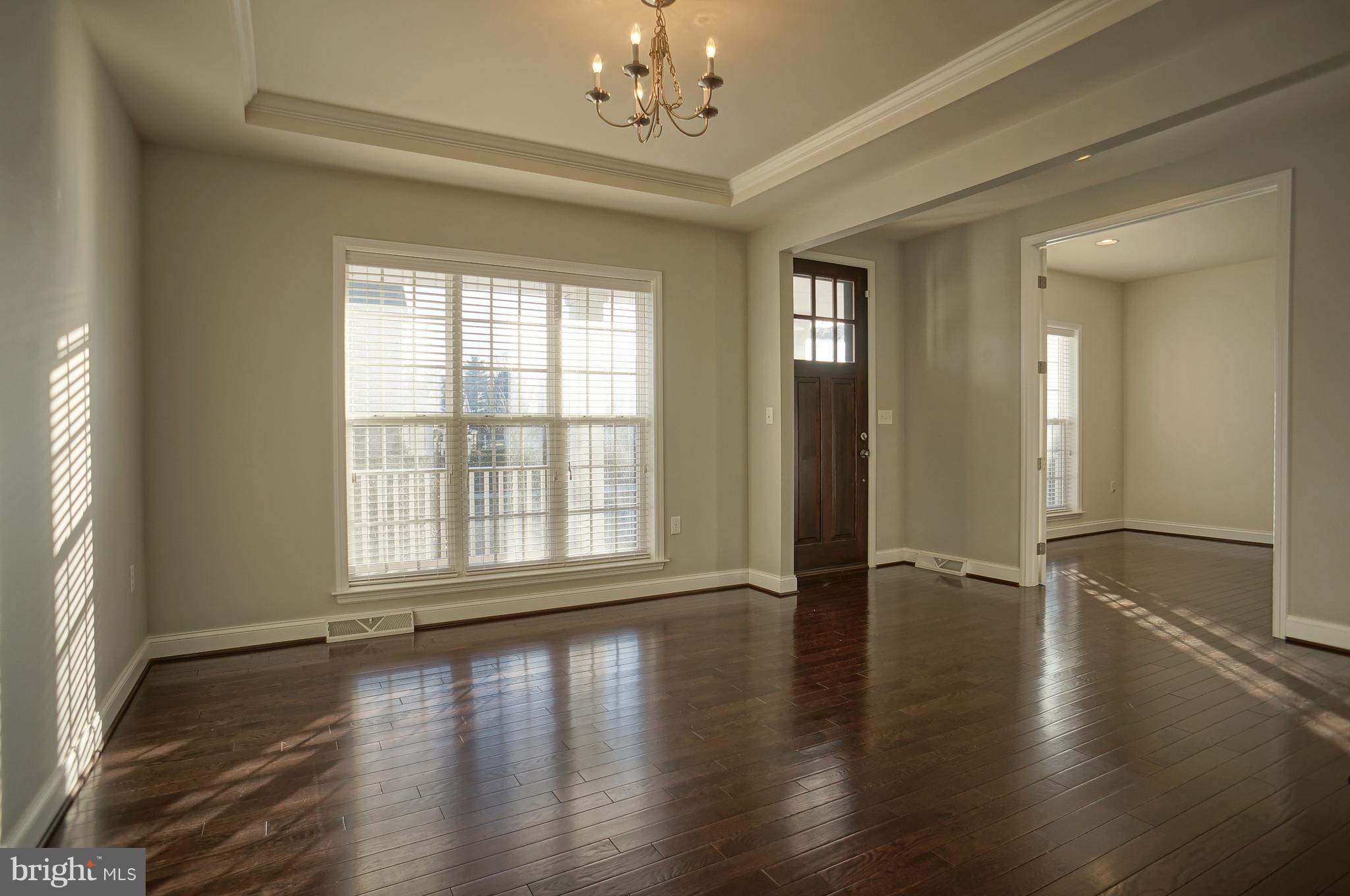 428 Line Road Mechanicsburg, PA 17050 - Photo 7 of 39 Dining room