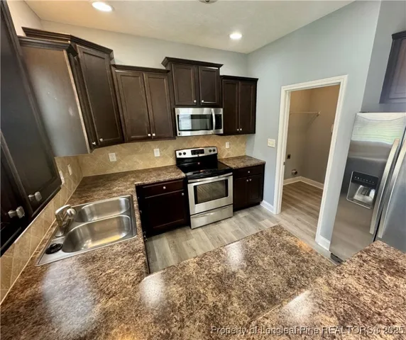 $1,700 | 2100 Feathercombe Court, Fayetteville, NC 28306