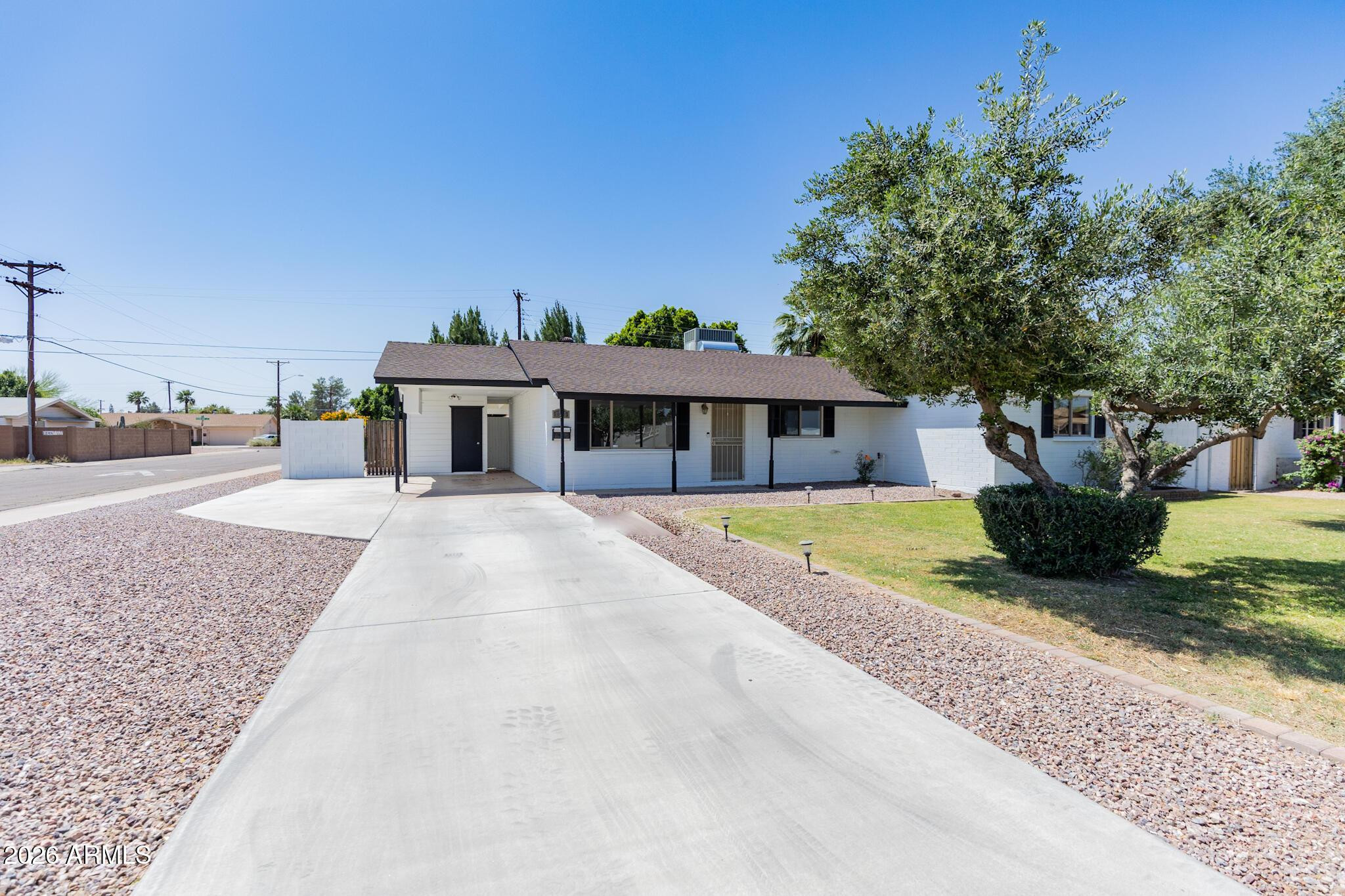 1305 West Romo Jones Street Tempe, AZ 85281 - Photo 3 of 26