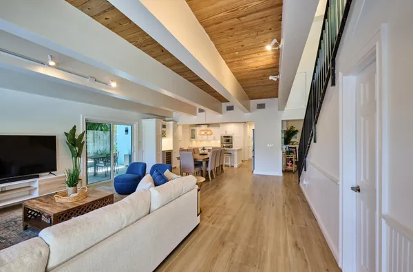 $15,500 | 100 Neptune Drive, Hypoluxo, FL 33462