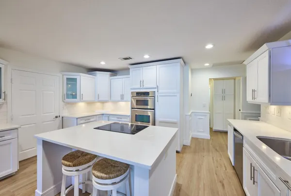 $15,500 | 100 Neptune Drive, Hypoluxo, FL 33462