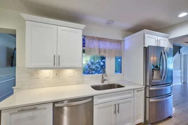 $15,500 | 100 Neptune Drive, Hypoluxo, FL 33462