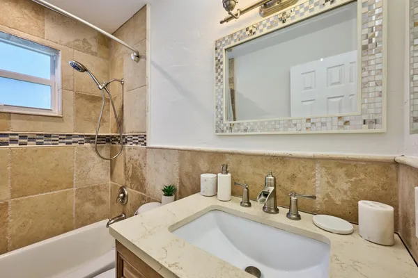 $15,500 | 100 Neptune Drive, Hypoluxo, FL 33462