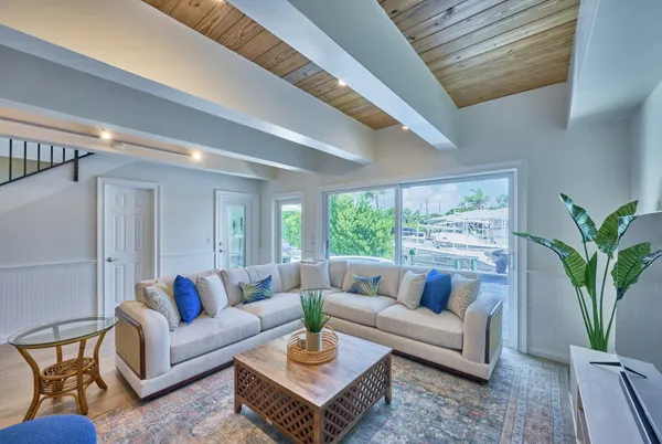 $15,500 | 100 Neptune Drive, Hypoluxo, FL 33462