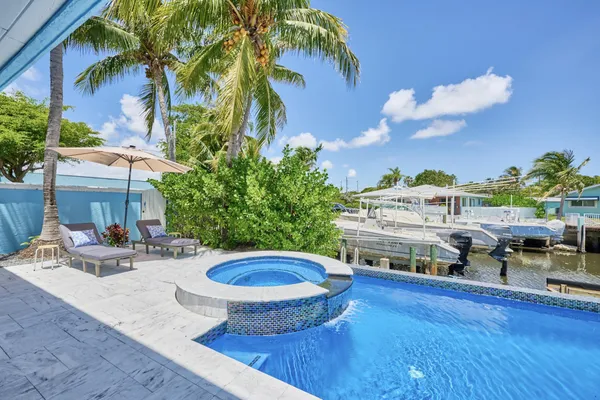 $15,500 | 100 Neptune Drive, Hypoluxo, FL 33462