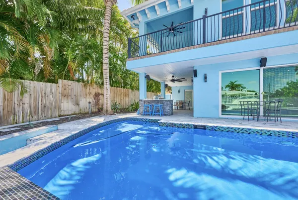 $15,500 | 100 Neptune Drive, Hypoluxo, FL 33462