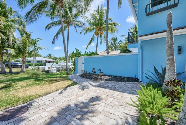 $15,500 | 100 Neptune Drive, Hypoluxo, FL 33462